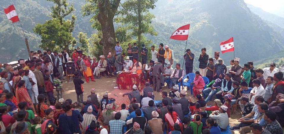 महामारीमा चुनावको झल्को : जनप्रतिनिधिकै संग्लनतामा भव्य कार्यक्रम